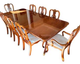 Wooden Dining Table w Queen Anne Style Chairs