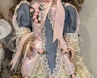 Patricia Loveless porcelain doll - 694/2000