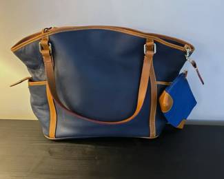 Dooney  Bourke Double Handle Leather Tote w Accessories