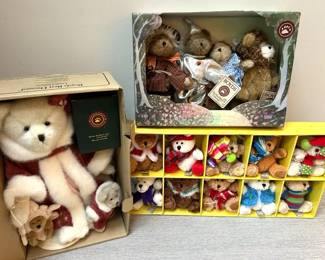 Boyds Best Dressed Bear Ltd. Edition, Wizard of Oz Boyds Bear Set, and 12 Beary Special Ornaments