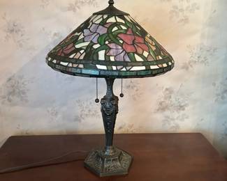 Tiffany Style Stained Glass Lamp