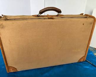 Leather Toiletries Suitcase