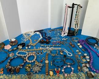 Necklaces Bracelets Rings Pins