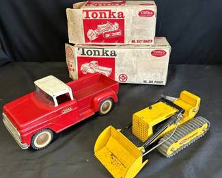1970s Tonka Trucks No.302 No.352 With Original Boxes