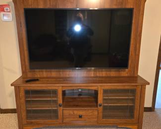 Entertainment Center includes TV