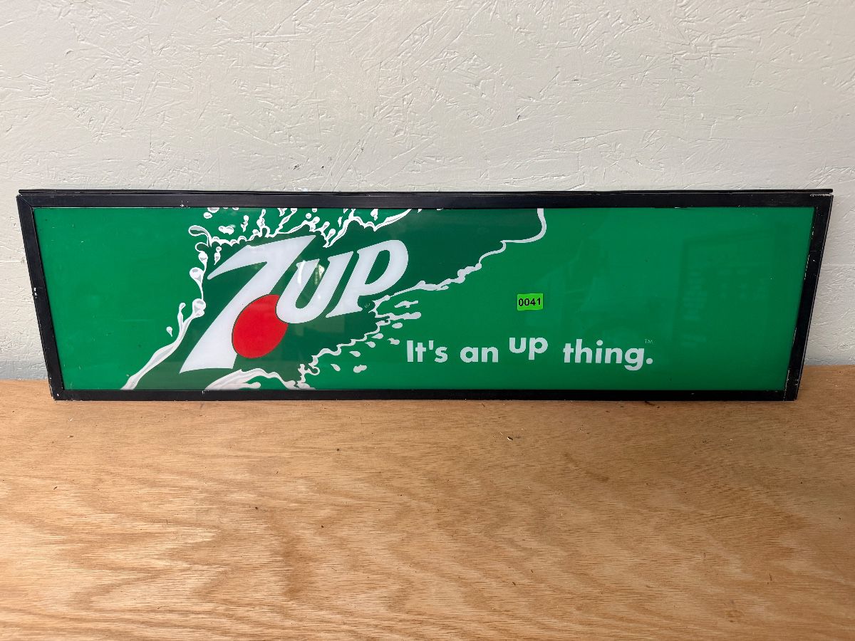 7 up sign