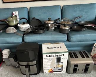 Kitchen Pots Pans, air fryer, appliances 