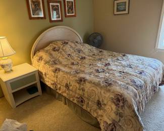 Queen Bedroom Set