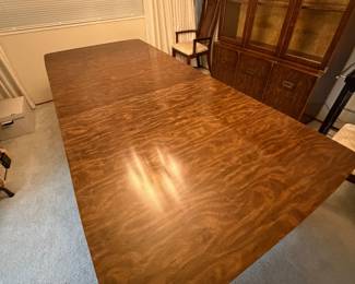 Dining Table w 3 x 12in leafs