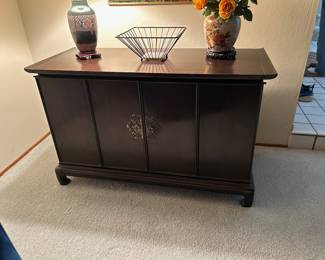 Vintage Console TV - Asian Styling