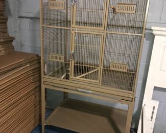 LARGE BIRDCAGE
