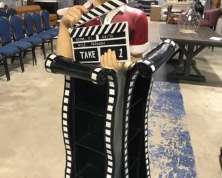 MOVIE RACK