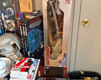 Model toys