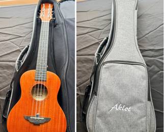 AKLOT Solid Mahogany Ukulele paired with a padded gray gig bag
