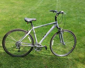Trek hybrid bicycle