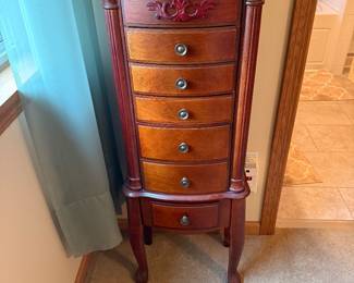Jewelry cabinet 