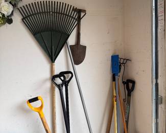 Yard tools