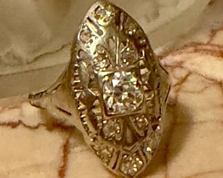 Ladies Edwardian Diamond ring