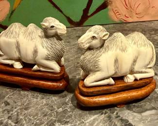 Pair of iVOry camels