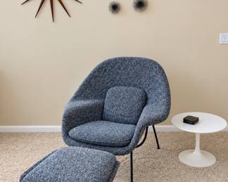 Eero Saarinen womb chair and ottoman with modern tweed fabric grade G