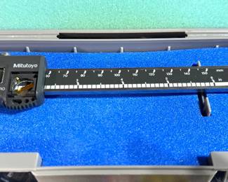 Mitutoyo digital caliper