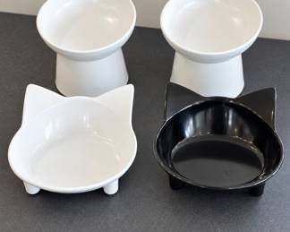 Cute cat dishes