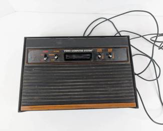 BB416 Vintage Atari 2600 Game Console