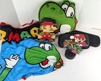 BB439 Super Mario Bros Collectibles