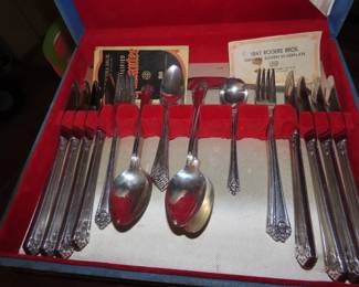 Silver plate flatware.