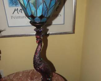 Tiffany Style table lamp.