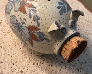 Pottery piggy bank
