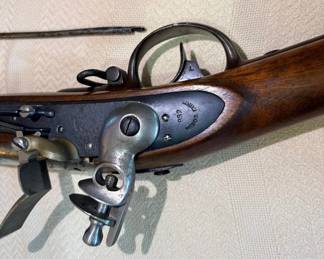 1830s U.S. Model 1816 antique musket, R. & J.D. Johnson of Middletown, Connecticut