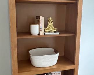 60. Stanley 5 Shelf Bookcase (32" x 15" x 78")