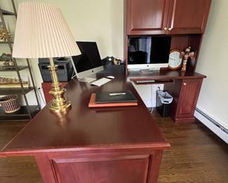 91. Mahogany Corner Desk w/ Hutch (66" x 66")