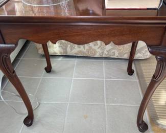 50. Pair of End Tables (24" x 19" x 23")