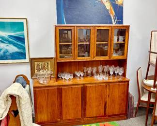 Dillingham Danish modern china hutch