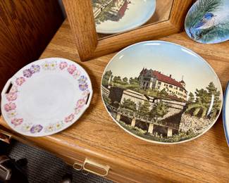 Villeroy & Boch Mettlach Nurnberg charger plate