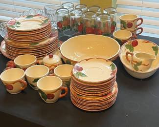 Franciscan Dish Set