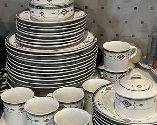 Studio Nova Adirondack Dish Set