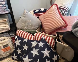 Lots of decorative pillows