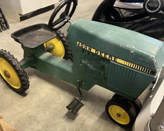 Vintage John Deere cast metal pedal tractor