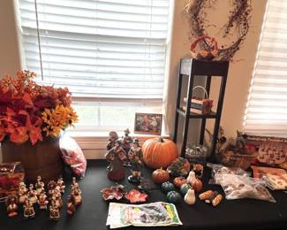 Fall and Thanksgiving decor
