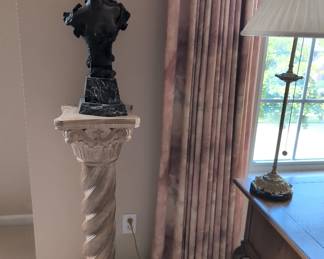 Baroque style pedestal