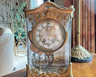 William Gilbert Clock Co. Crystal Regulator
