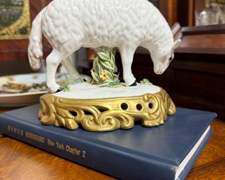 Mottahedeh Co. Italian Hand painted lamb figurine