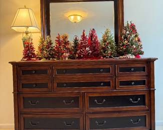 Hooker Dresser