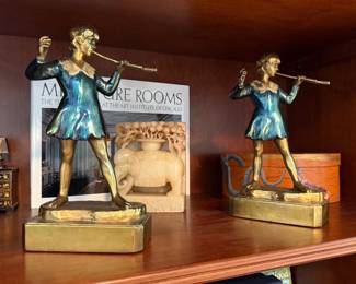 Pompein Bronze Company Pied Piper Figurines (2)