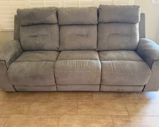 Power Recliners 