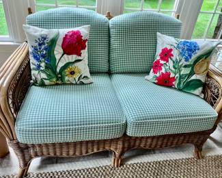 96. 4 pc Vintage Wicker Set, Arm Chair (34" x 31" x 34") and Ottoman (25" x 21" x 17") Side Table (20" x 27" x 22") Love Seat (57" x 32" x 34")