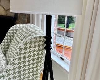 77. Pottery Barn Black Metal Floor Lamp (60"h)